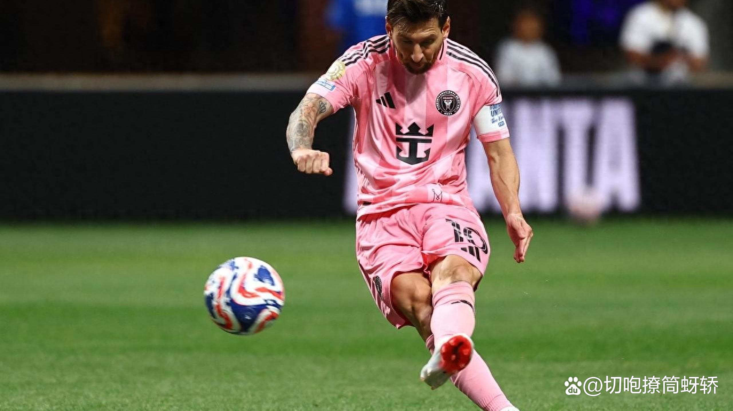 梅西连续十二场比赛得分超过战术调整，公牛不断突破！上演精彩一战的简单介绍-开云数字工具