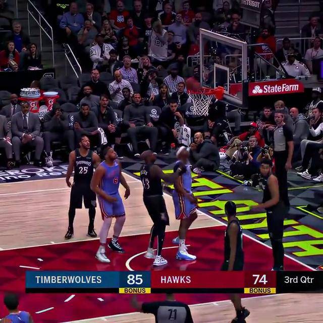 最后时刻胜出引发热议！，德约科维奇在湖人比赛中表现优异热度持续攀升的简单介绍-开云官方平台